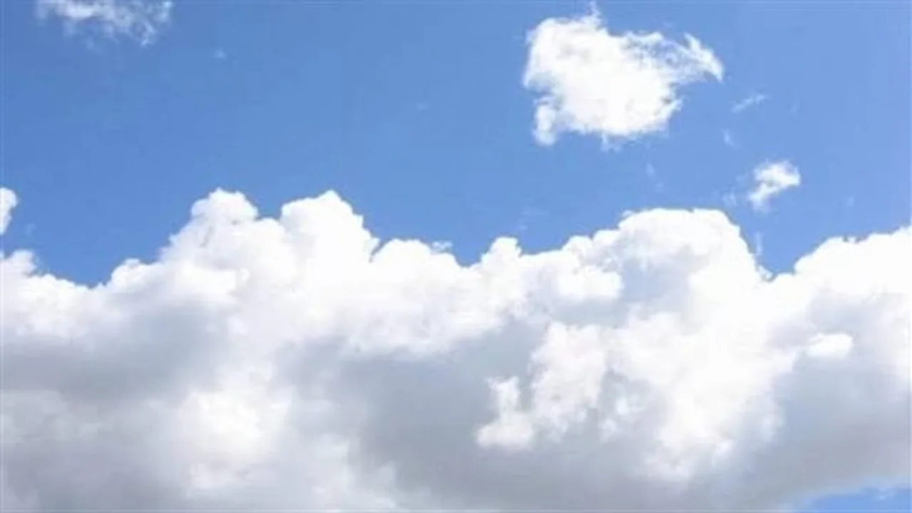 هيئة الأرصاد تحذر من تقلبات جوية تشمل أمطار ورياح قوية خلال الساعات المقبلة